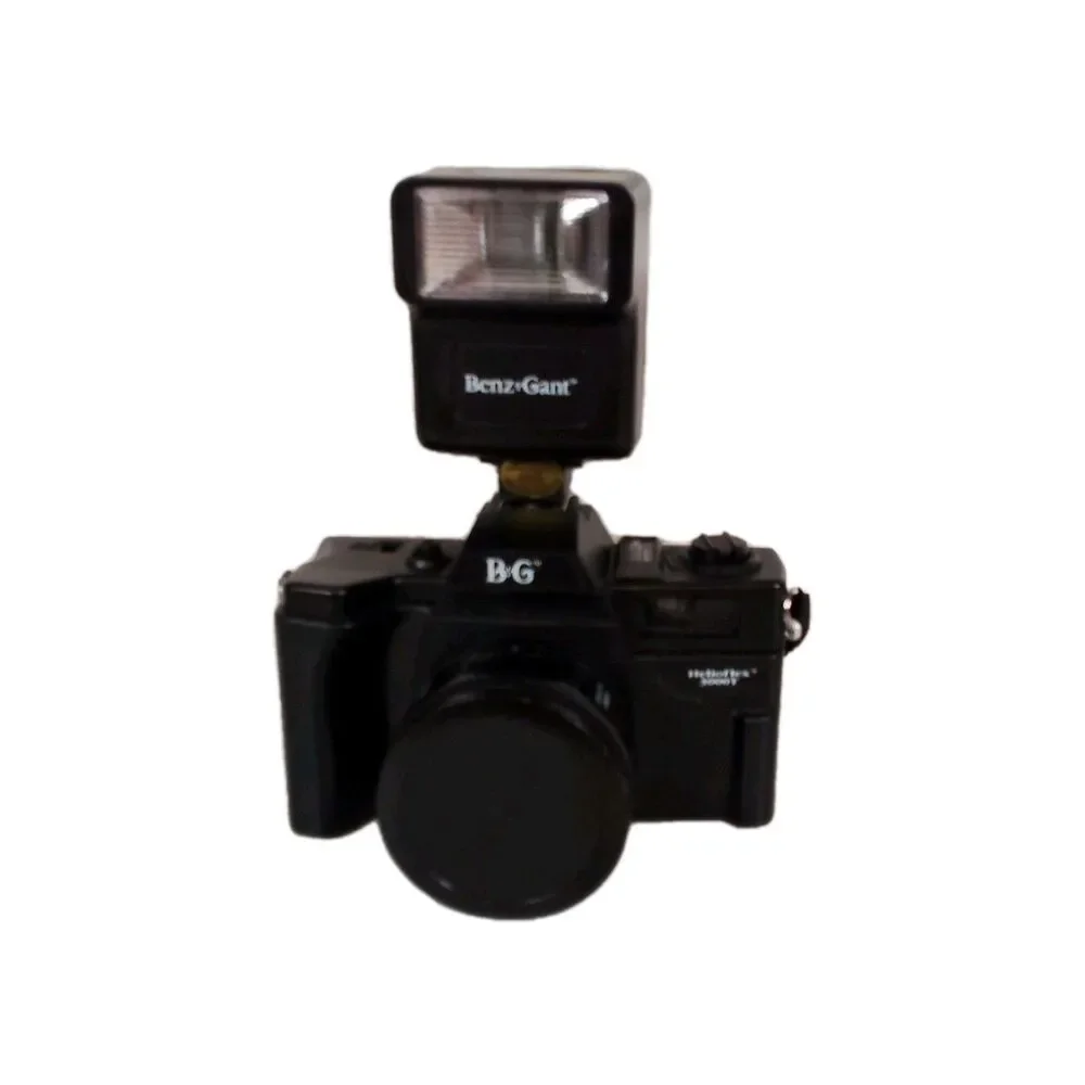 Benz-Gant Helio 3000T Camera With Flash Untested